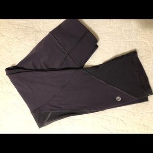 Lulu Lemon, crop yoga pants